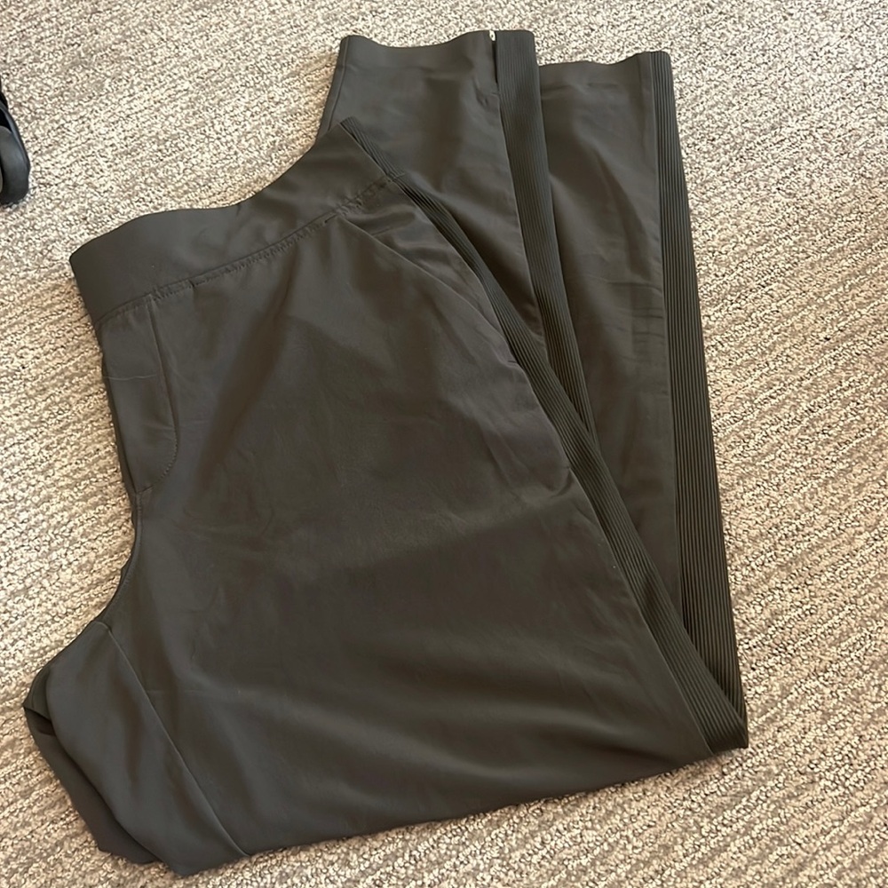 Dark gray Athleta work pants size 8